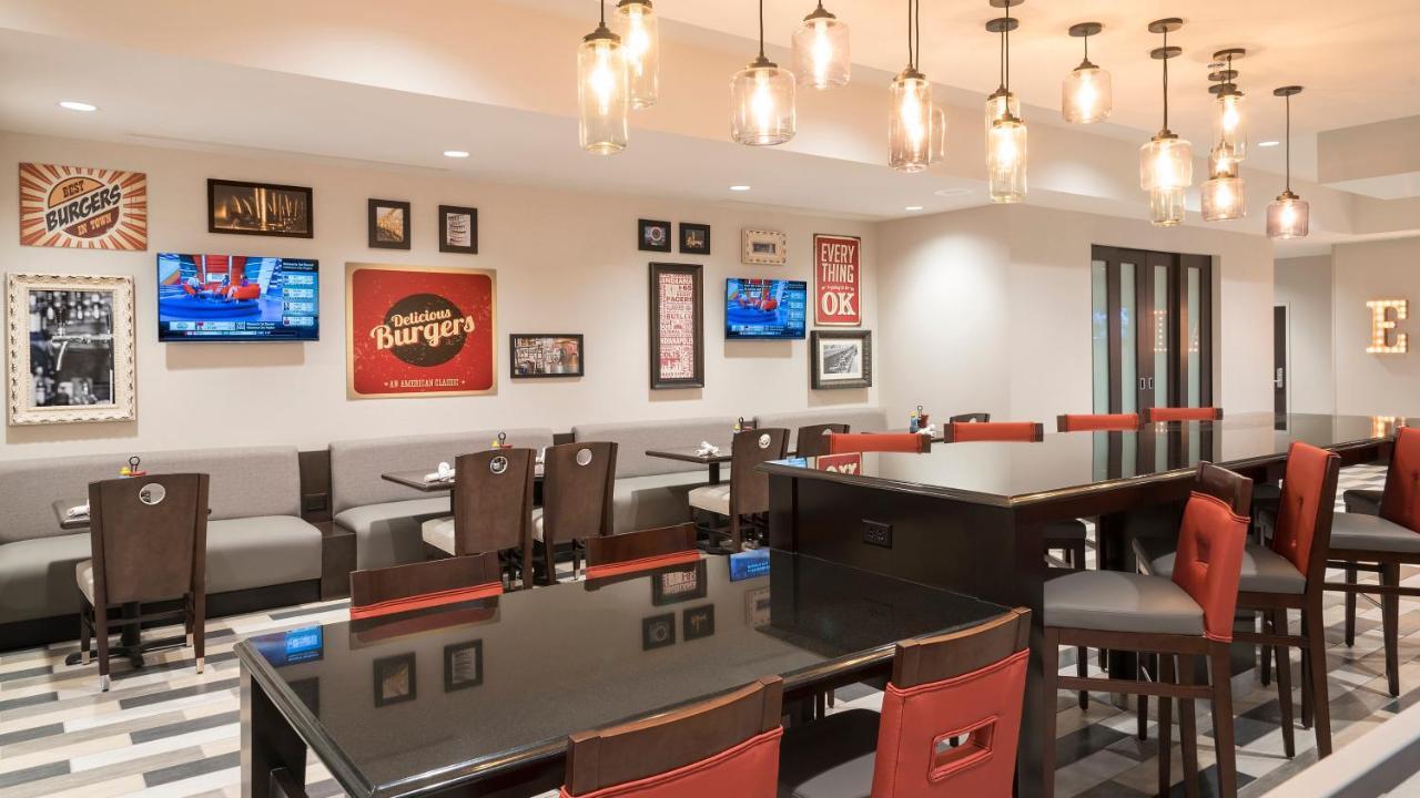 Airport By Ihg Hotel Indianapolis