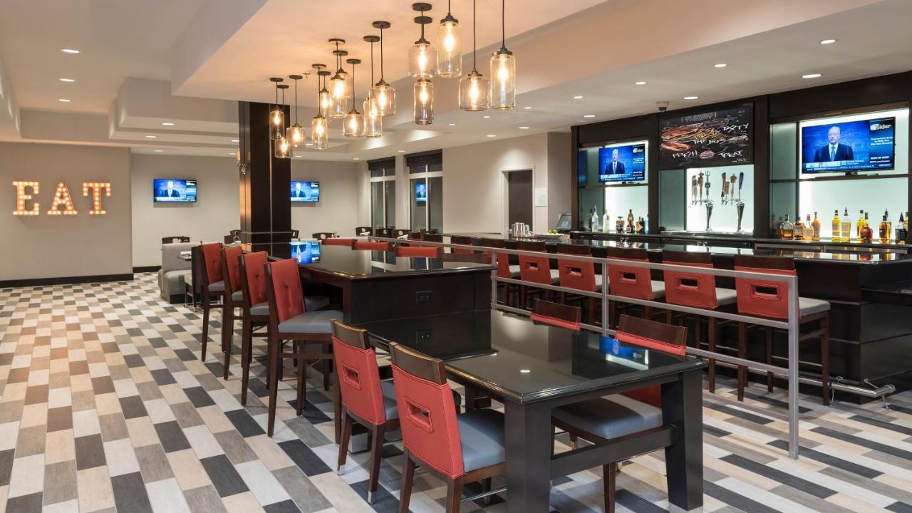 Hotel Holiday Airport By Ihg Indianapolis