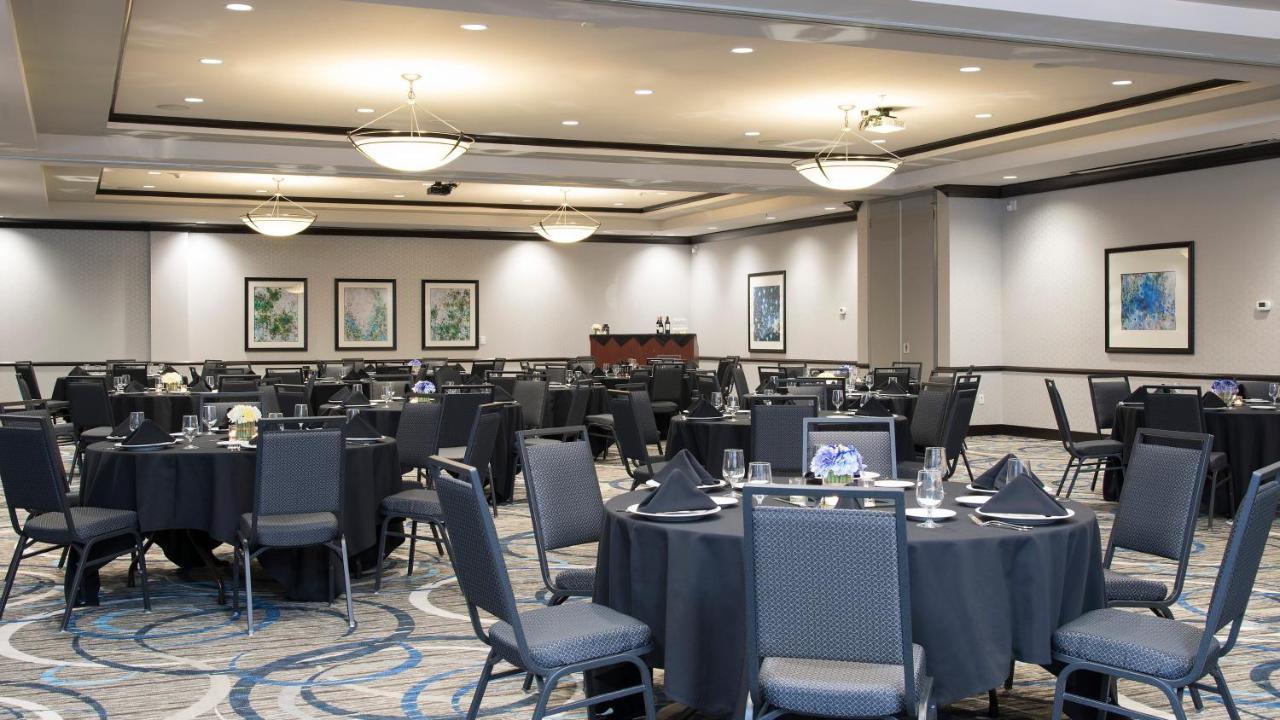 Holiday Airport By Ihg Indianapolis
